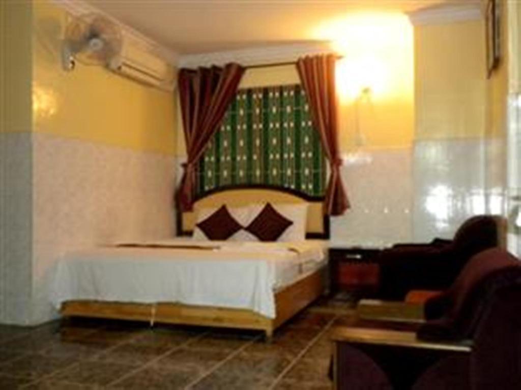 Golden Boat Guesthouse Phnom Penh Exterior photo